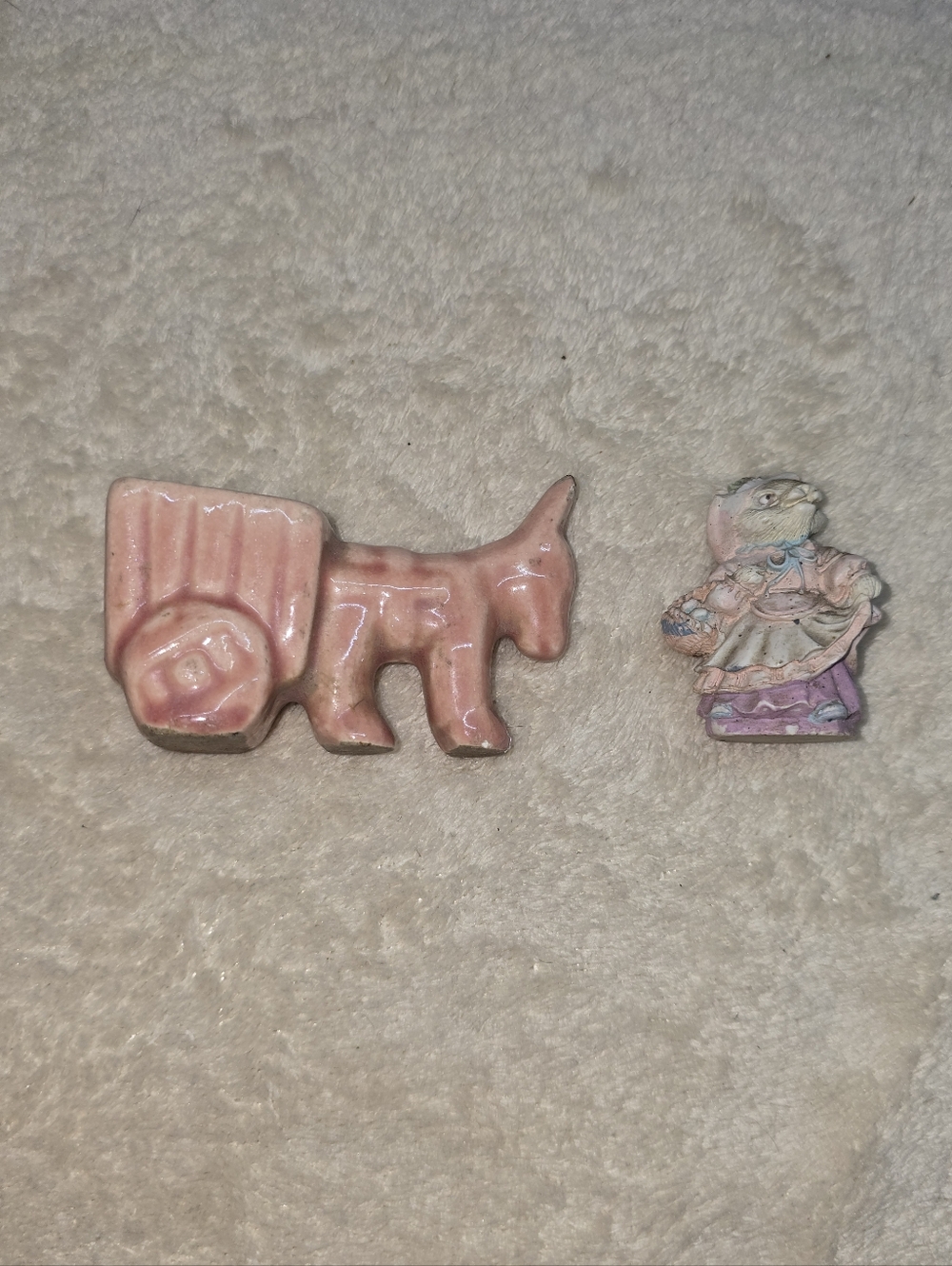 Lot of 2 Vintage Pottery/Porcelain Figures/Figurines